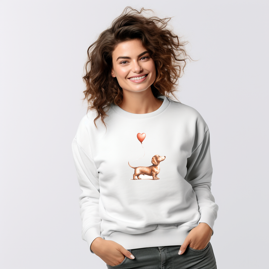 Balta moteriška palaidinė su šuneliu ir širdies formos balionėliu iš Naujausios džemperių kolekcijos 2026 metų