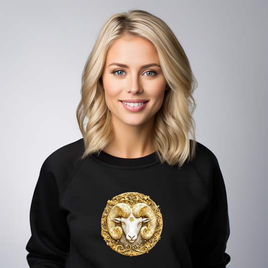 Juodas moteriškas džemperis su auksiniu Avino zodiako ženklu. Stilingas ir unikalus dizainas, puikiai tinkantis energingoms ir drąsioms moterims. Moteriškas džemperis su zodiako ženklu "Avinas", Moteriški džemperiai, Perkamiausi džemperiai, Naujausi dizainai, Zodiako ženklų kolekcija