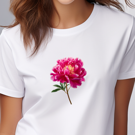 Balti moteriški marškinėliai su ryškiu rausvu bijūno gėlės piešiniu iš Pavasario kolekcijos 2026 metų Naujausi dizainai