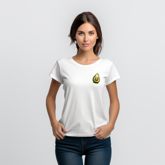 Balti moteriški marškinėliai su linksmu avokado piešiniu ant krūtinės. Stilingas ir žaismingas dizainas aukštos kokybės medžiagoje. Puikus pasirinkimas kasdienai ir laisvalaikiu. Designedbyme.lt originalus kūrinys, Moteriški marškinėliai, Vasaros kolekcija, BESTSELLER'iai, Naujausi dizainai