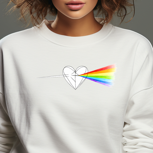 Baltas moteriškas džemperis su minimalistiniu linijiniu širdies piešiniu ir ryškiomis vaivorykštės spalvomis iš Naujausių dizainų 2026 kolekcijos